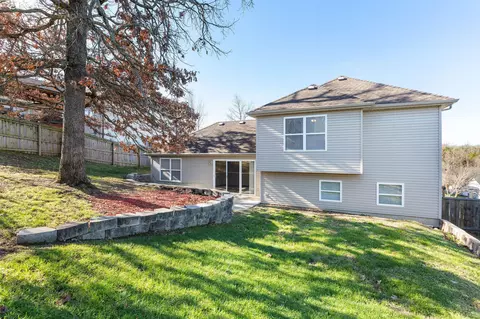 Exterior - 153 Sapling Dr, Branson, MO 65616 photo 5 of 8