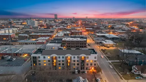 623 W Walnut #206, Springfield, MO 65806