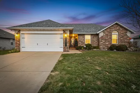 2605 W Garton Rd, Ozark, MO 65721 photo 2