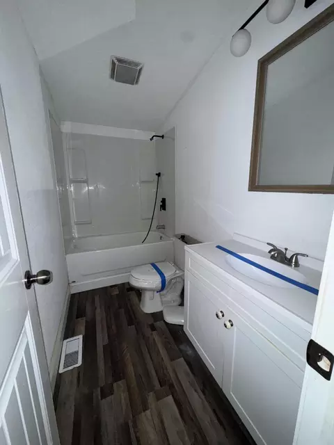 601 E Floral St, Nevada, MO 64772 photo 17