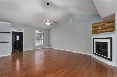 194 Meadowlark, Willard, MO 65781 photo 6