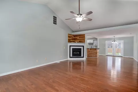 194 Meadowlark, Willard, MO 65781 photo 5