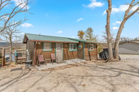 119 Kings Cove Ln, Reeds Spring, MO 65737