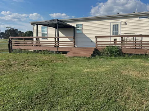 Exterior - 710 County Road 328, Thayer, MO 65791 photo 7 of 13