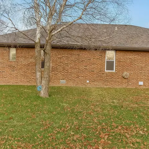 2831 N Garry St, Springfield, MO 65803 photo 2
