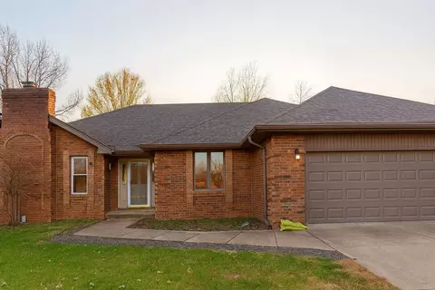 2831 N Garry St, Springfield, MO 65803