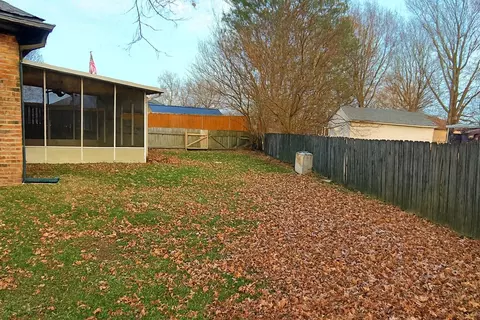 2831 N Garry St, Springfield, MO 65803 photo 13