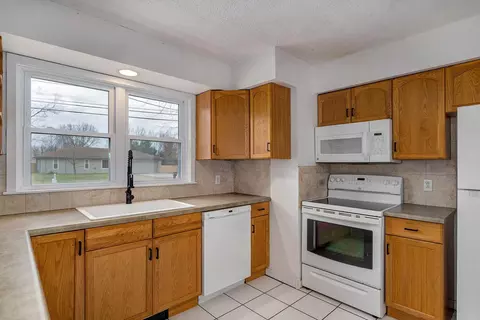 3231 W Farm Road 168, Springfield, MO 65807 photo 11