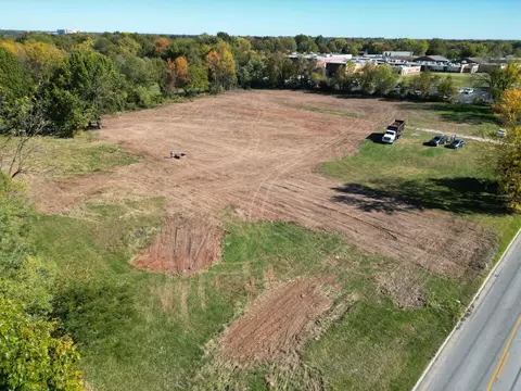 319 E Farm Rd 182, Springfield, MO 65810 photo 4