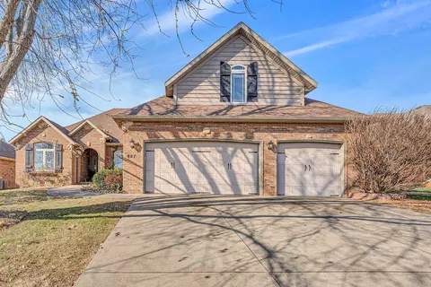 627 N Rockingham Ave, Nixa, MO 65714