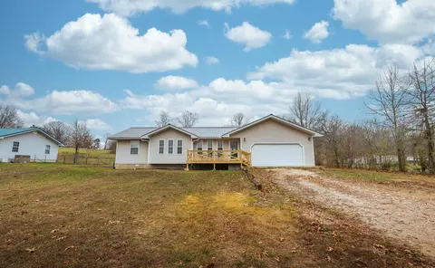 613 Joyner Ln, Mountain View, MO 65548