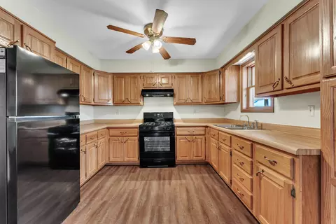 Kitchen - 1511 State Highway U, Protem, MO 65733 photo 1 of 3