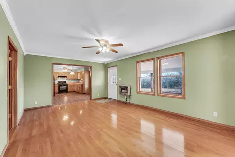Living - 1511 State Highway U, Protem, MO 65733 photo 4 of 5