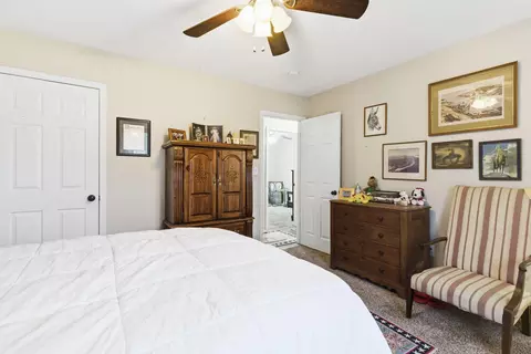 1028 E Greenwood St, Springfield, MO 65807 photo 17