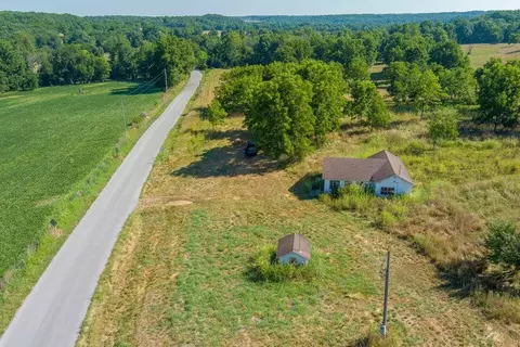 2097 W Big Bend Rd, Nixa, MO 65714