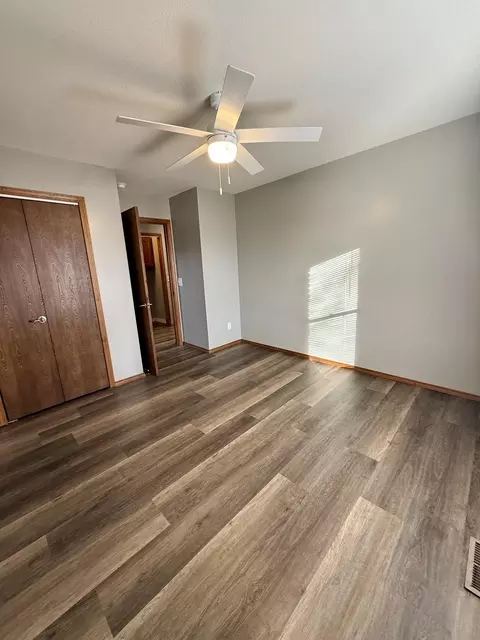 401 S West Ave, Republic, MO 65738 photo 17