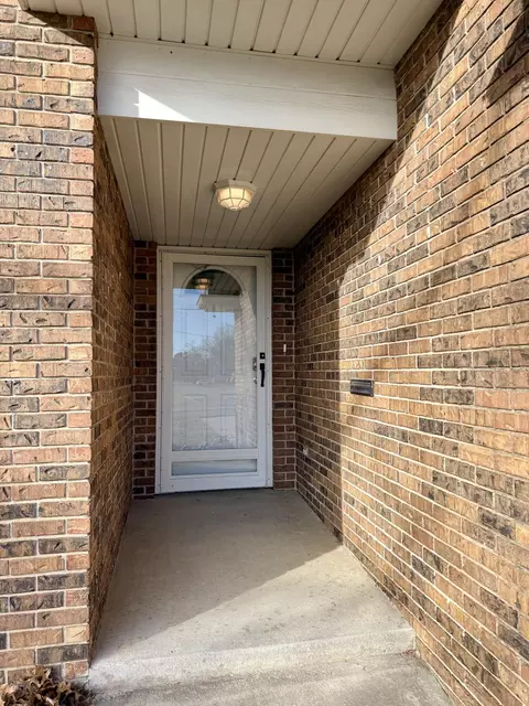 401 S West Ave, Republic, MO 65738 photo 2