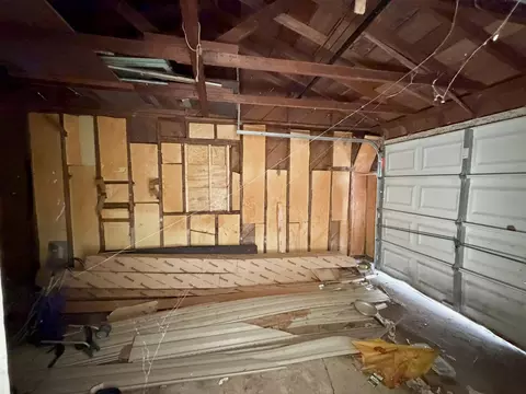 1420 E Livingston St, Springfield, MO 65803 photo 9