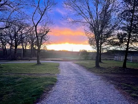 120 Richards St, Summersville, MO 65571