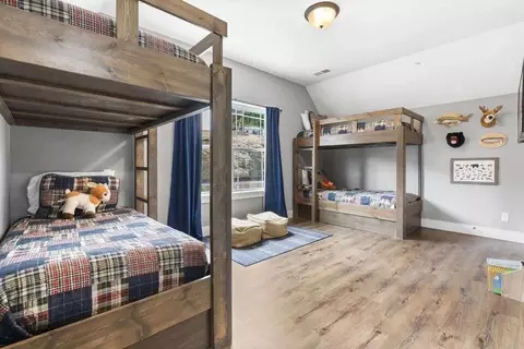 Bedroom - 155 Lakefront Dr, Branson, MO 65616 photo 5 of 7