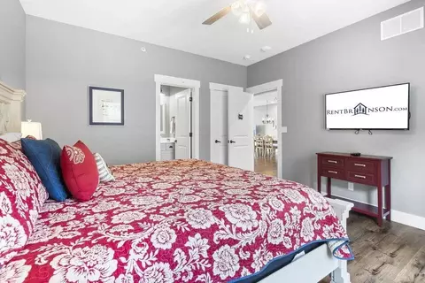 Bedroom - 155 Lakefront Dr, Branson, MO 65616 photo 1 of 7
