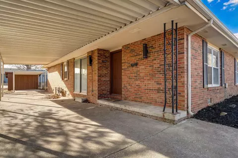 1938-40 E Madison St, Springfield, MO 65802 photo 2