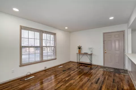 1938-40 E Madison St, Springfield, MO 65802 photo 6