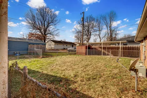 1938-40 E Madison St, Springfield, MO 65802 photo 31
