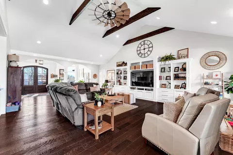 Living - 2123 Riverdale Rd, Ozark, MO 65721 photo 3 of 6