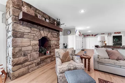 Living - 2123 Riverdale Rd, Ozark, MO 65721 photo 5 of 6