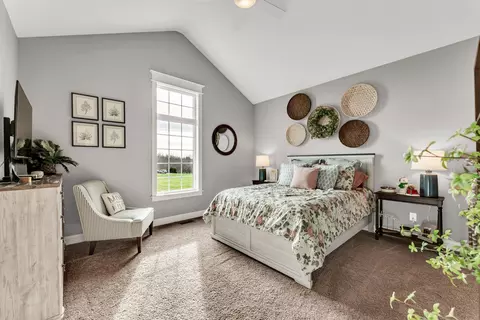 Bedroom - 2123 Riverdale Rd, Ozark, MO 65721 photo 3 of 8