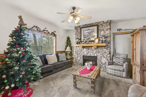 Living - 269 Oakridge Rd #2, Branson, MO 65616 photo 1 of 4