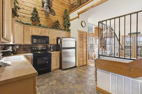 Kitchen - 269 Oakridge Rd #2, Branson, MO 65616 photo 1 of 2