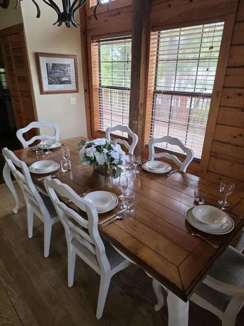 Dining - 269 Oakridge Rd #2, Branson, MO 65616 photo 2 of 3