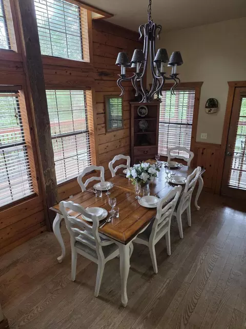 Dining - 269 Oakridge Rd #2, Branson, MO 65616 photo 1 of 3