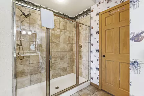 Bath - 269 Oakridge Rd #2, Branson, MO 65616 photo 4 of 4