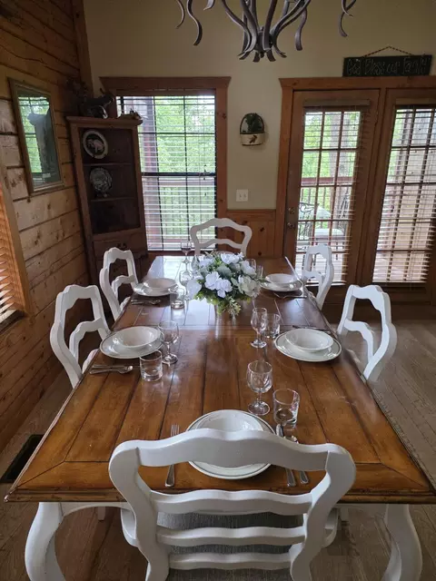 Dining - 269 Oakridge Rd #2, Branson, MO 65616 photo 3 of 3