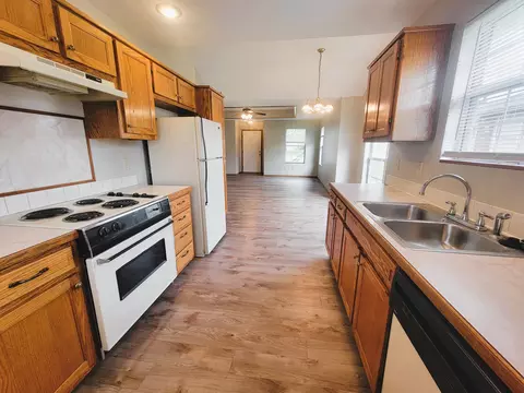 401 528 S Robert St, Nixa, MO 65714 photo 54