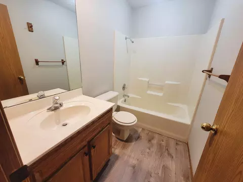 401 528 S Robert St, Nixa, MO 65714 photo 40