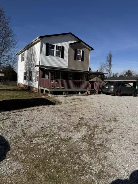 27691 Longview Ln, Seligman, MO 65745