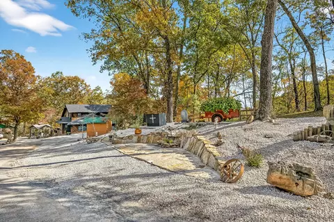 Exterior - 3378 Warner Rd, Crane, MO 65633 photo 8 of 22