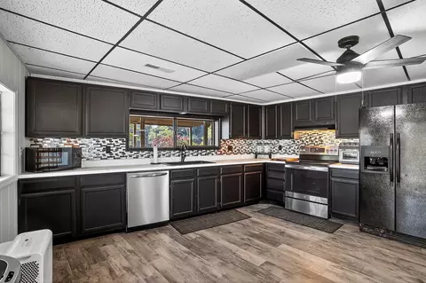 Kitchen - 3378 Warner Rd, Crane, MO 65633 photo 8 of 8