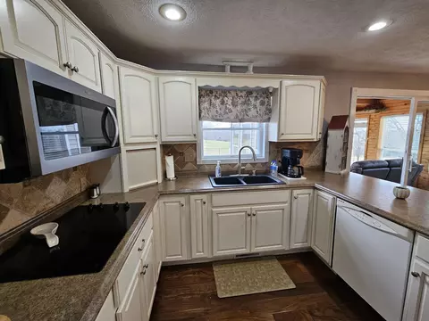56 Hc 69, Oldfield, MO 65720 photo 16