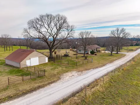 56 Hc 69, Oldfield, MO 65720 photo 7