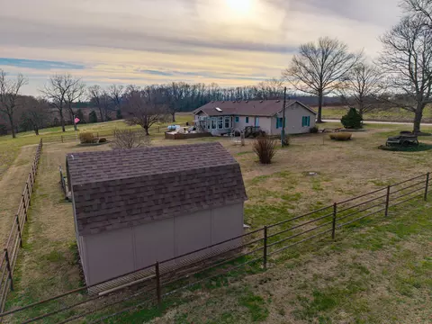 56 Hc 69, Oldfield, MO 65720 photo 8