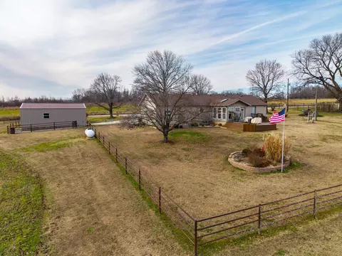 56 Hc 69, Oldfield, MO 65720 photo 6