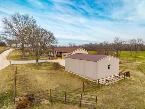 56 Hc 69, Oldfield, MO 65720 photo 4