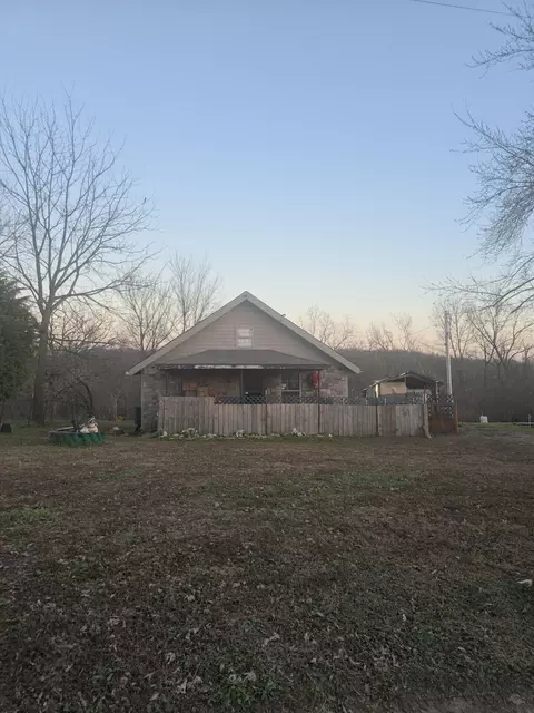 290 Bell Ford Rd, Marshfield, MO 65706