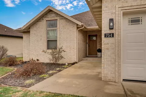 754 E Melton Rd, Ozark, MO 65721 photo 5
