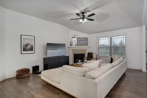 754 E Melton Rd, Ozark, MO 65721 photo 9